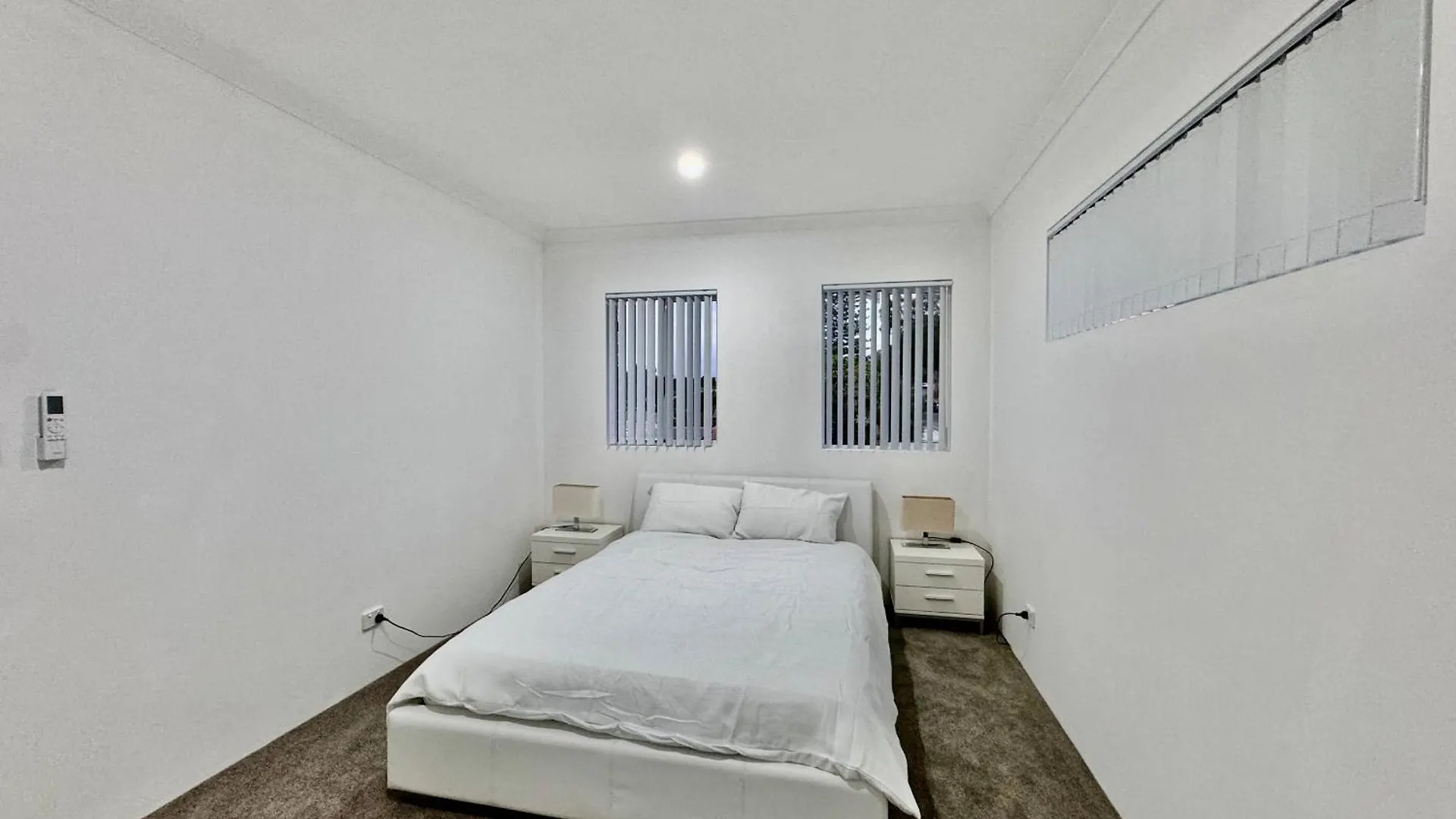 43 Drew Road Ardross Wa 6153 Bed & Breakfast Perth